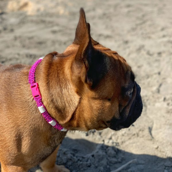 collier antitique rose